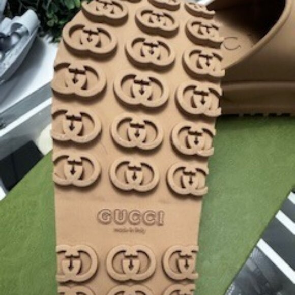 Gucci Tan Sandals - Picture 3 of 5
